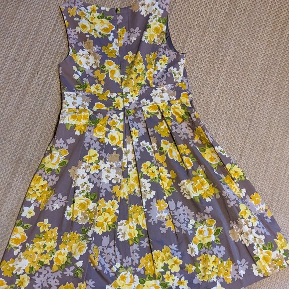 R&K yellow and grey floral sundress, size 6 - Picture 7 of 12